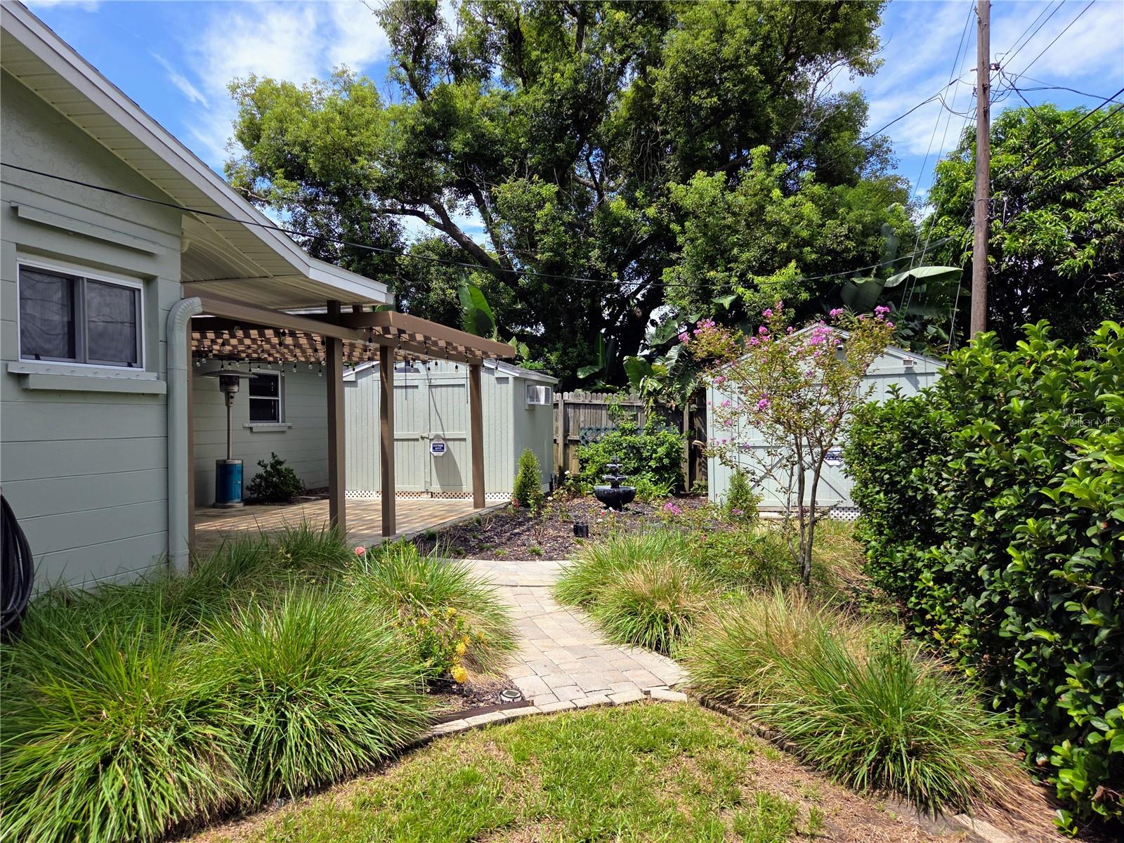 9071 RIDGE RD, SEMINOLE, FL, 33772