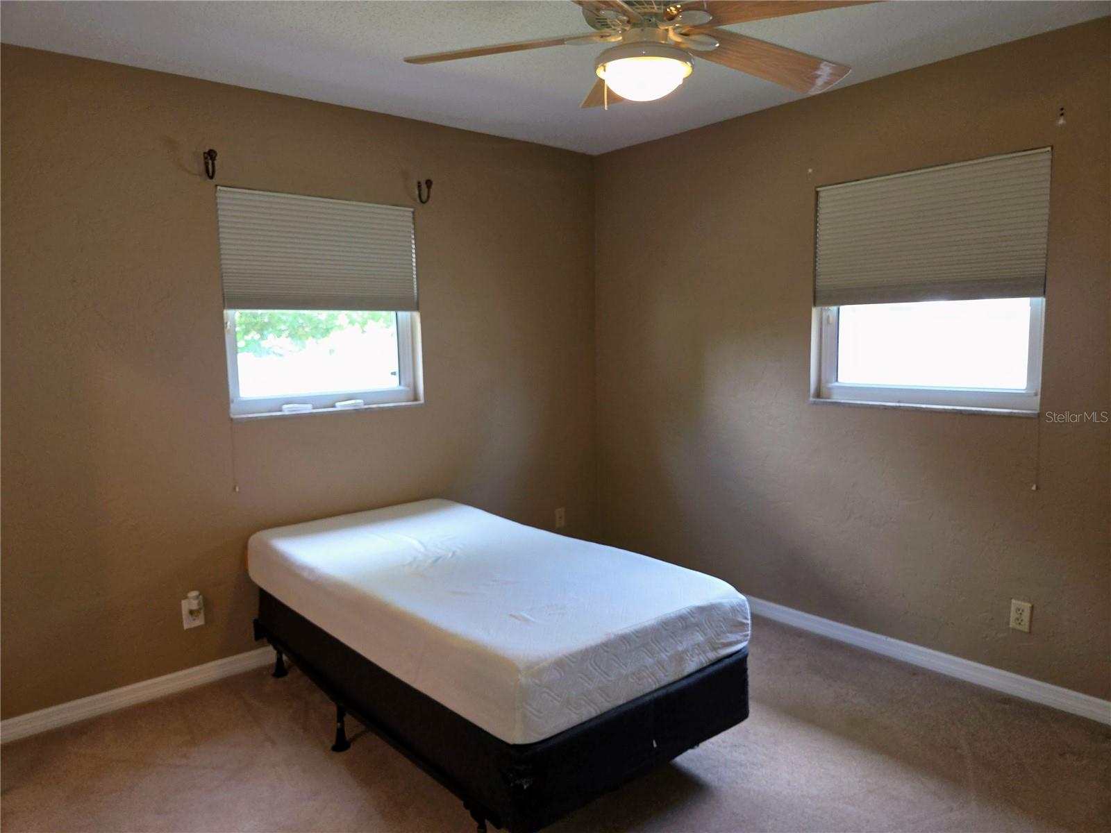 9071 RIDGE RD, SEMINOLE, FL, 33772