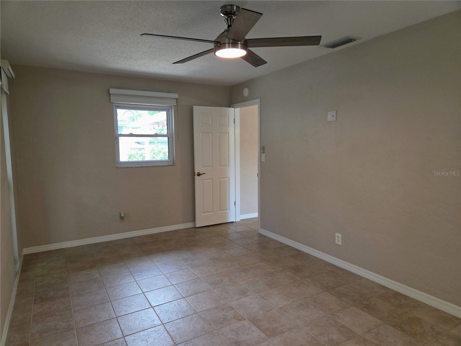 9071 RIDGE RD, SEMINOLE, FL, 33772