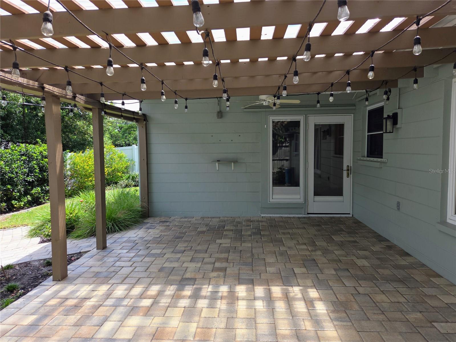 9071 RIDGE RD, SEMINOLE, FL, 33772