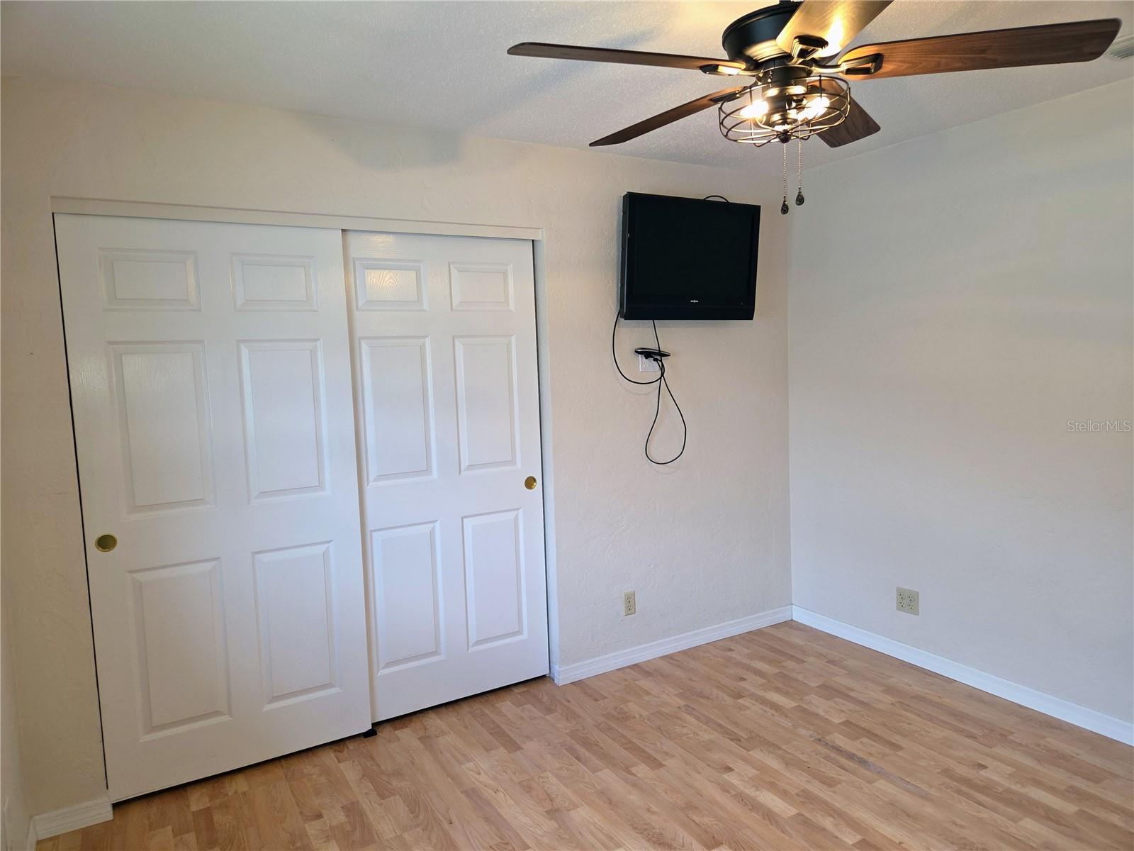 9071 RIDGE RD, SEMINOLE, FL, 33772