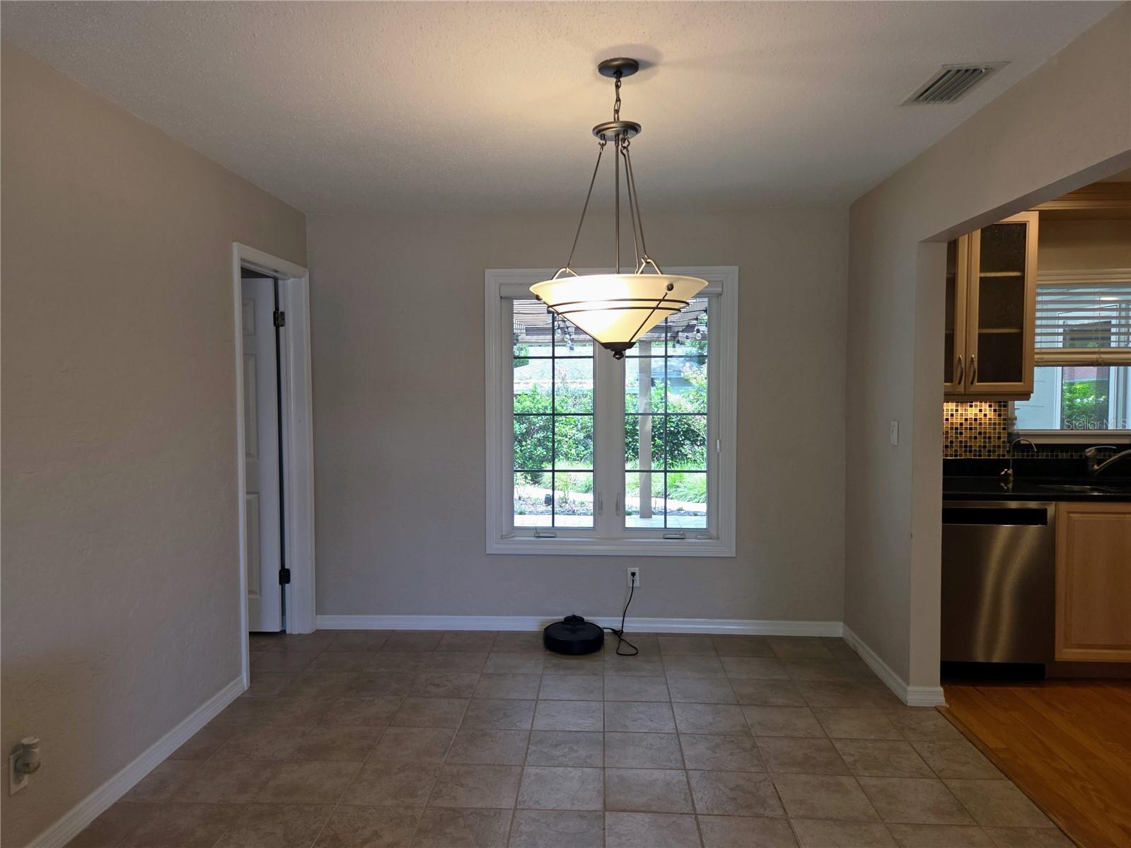 9071 RIDGE RD, SEMINOLE, FL, 33772