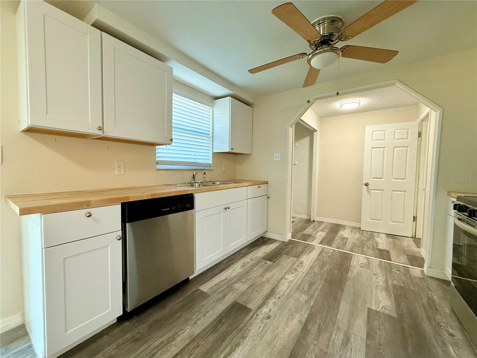 8717 SPANISH MOSS DR, PORT RICHEY, FL, 34668