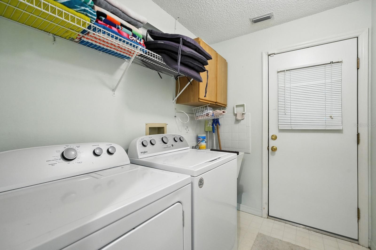 220 HOLLOWBROOK CIR, DAYTONA BEACH, FL, 32114