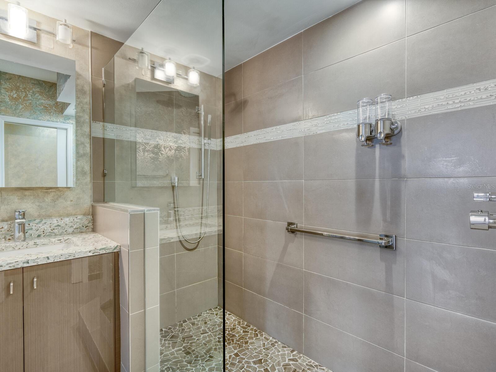 A4663877 Property Photo