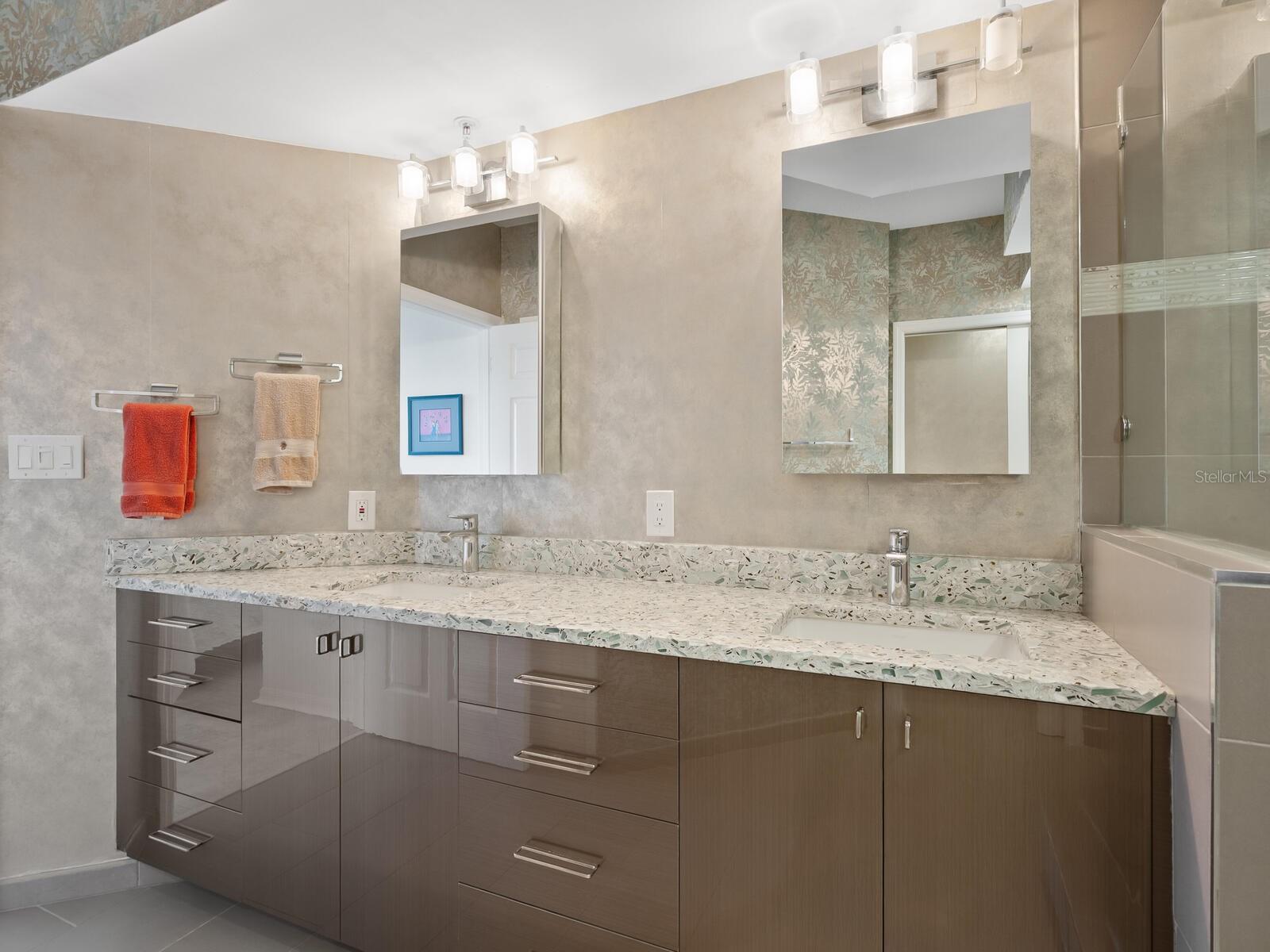 A4663877 Property Photo