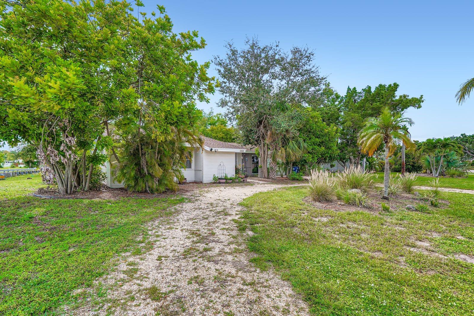 7222 MEADOWBROOK DR, SARASOTA, FL, 34243