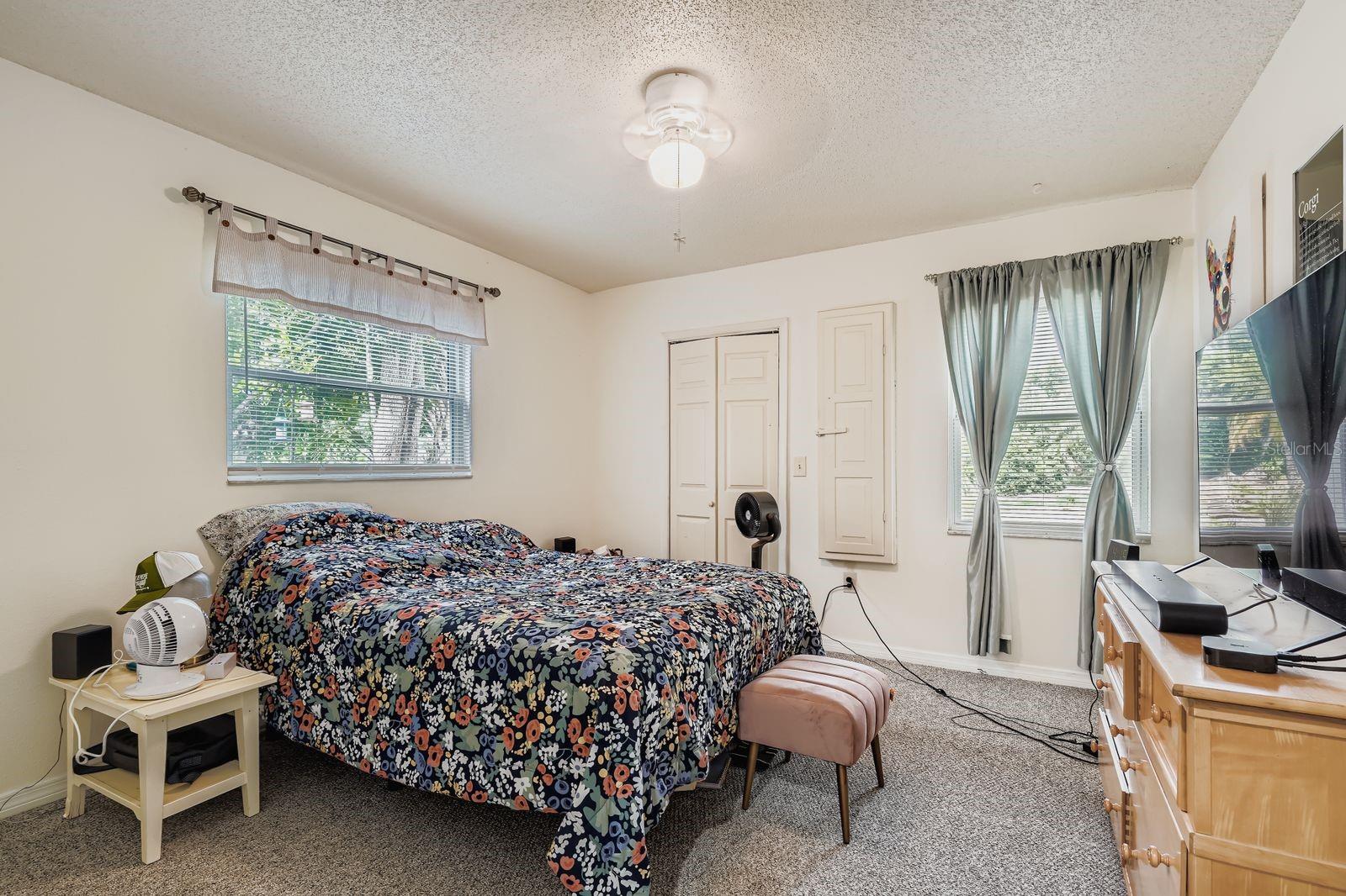 7222 MEADOWBROOK DR, SARASOTA, FL, 34243