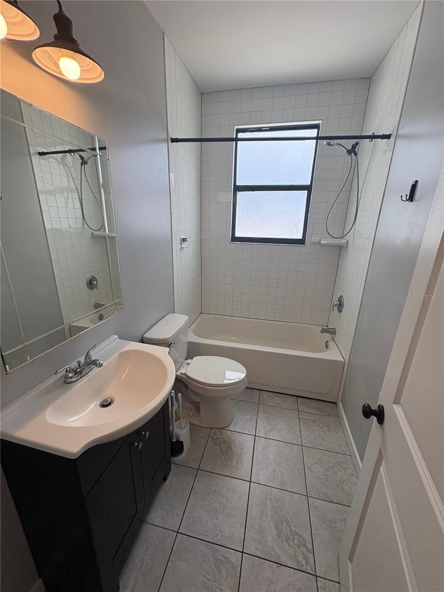 127 N GROVE ST, EUSTIS, FL, 32726