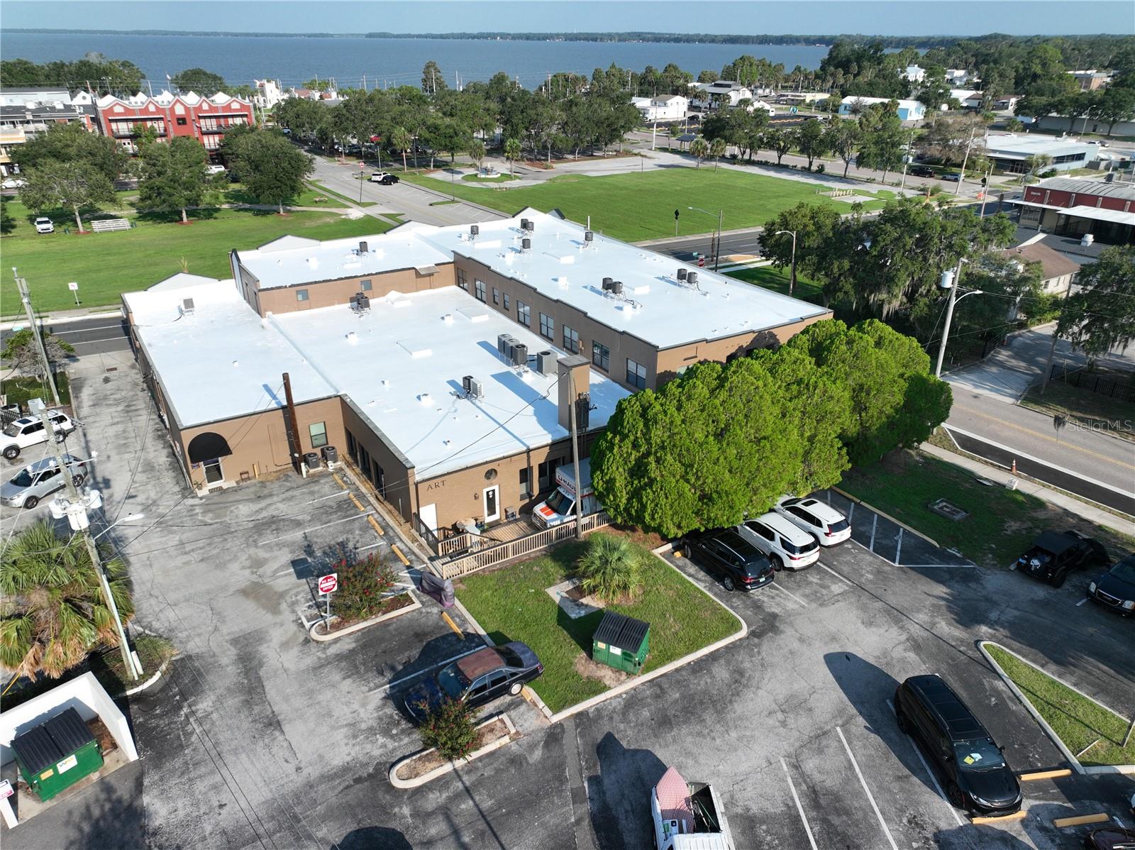 127 N GROVE ST, EUSTIS, FL, 32726