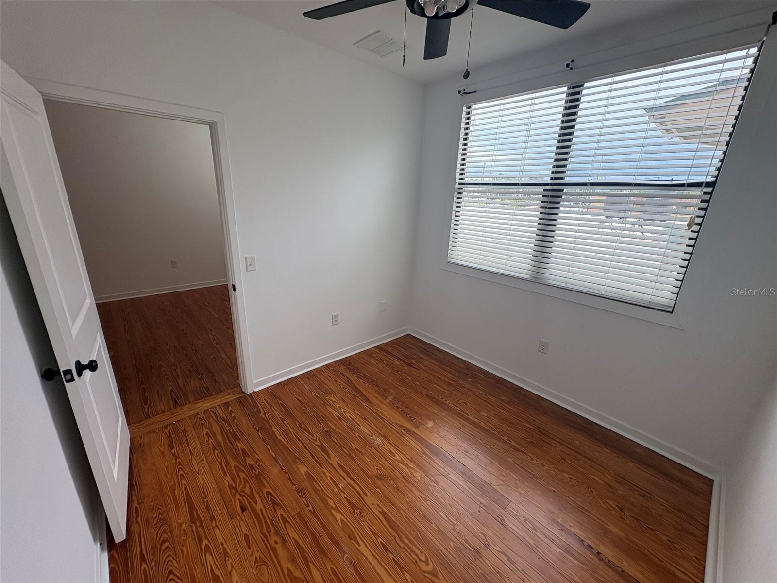 127 N GROVE ST, EUSTIS, FL, 32726