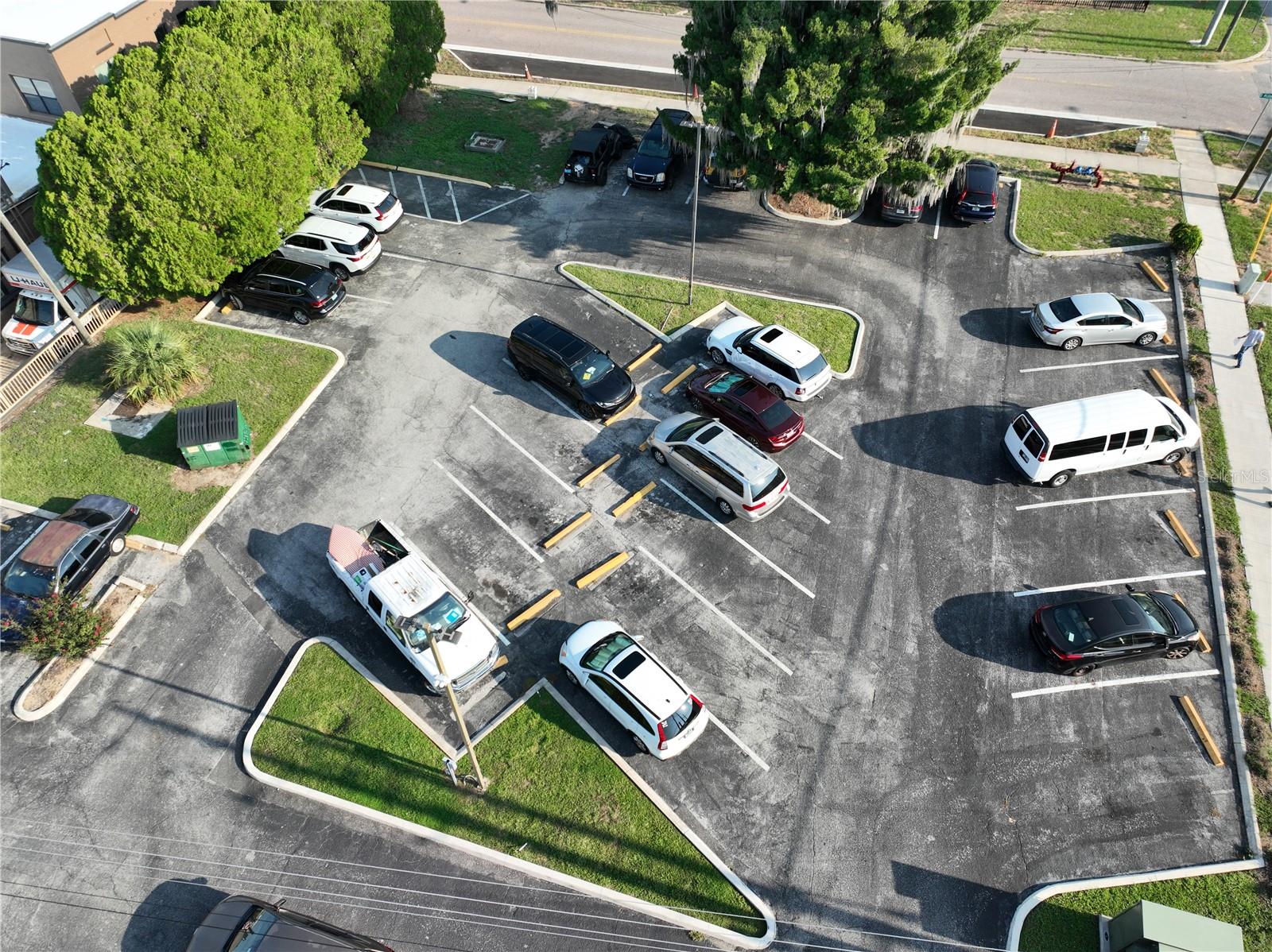 127 N GROVE ST, EUSTIS, FL, 32726