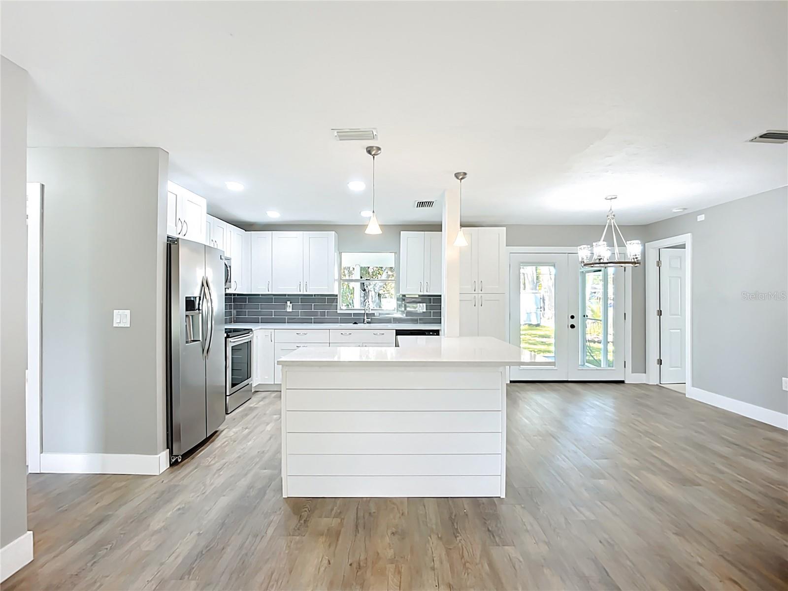 1015 24TH AVE W, PALMETTO, FL, 34221