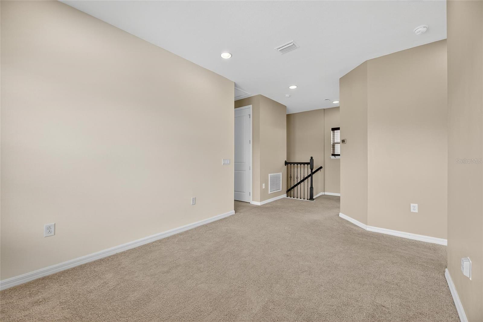 5811 CALDERA RIDGE DR, LITHIA, FL, 33547