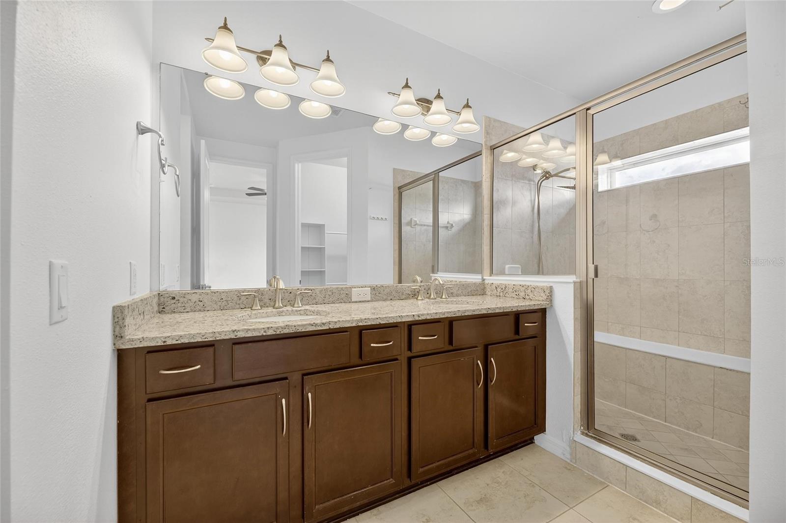 5811 CALDERA RIDGE DR, LITHIA, FL, 33547