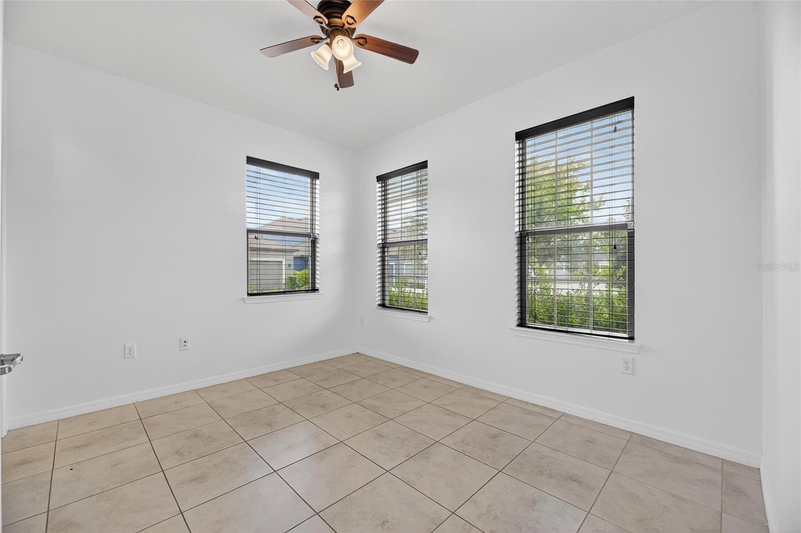 5811 CALDERA RIDGE DR, LITHIA, FL, 33547