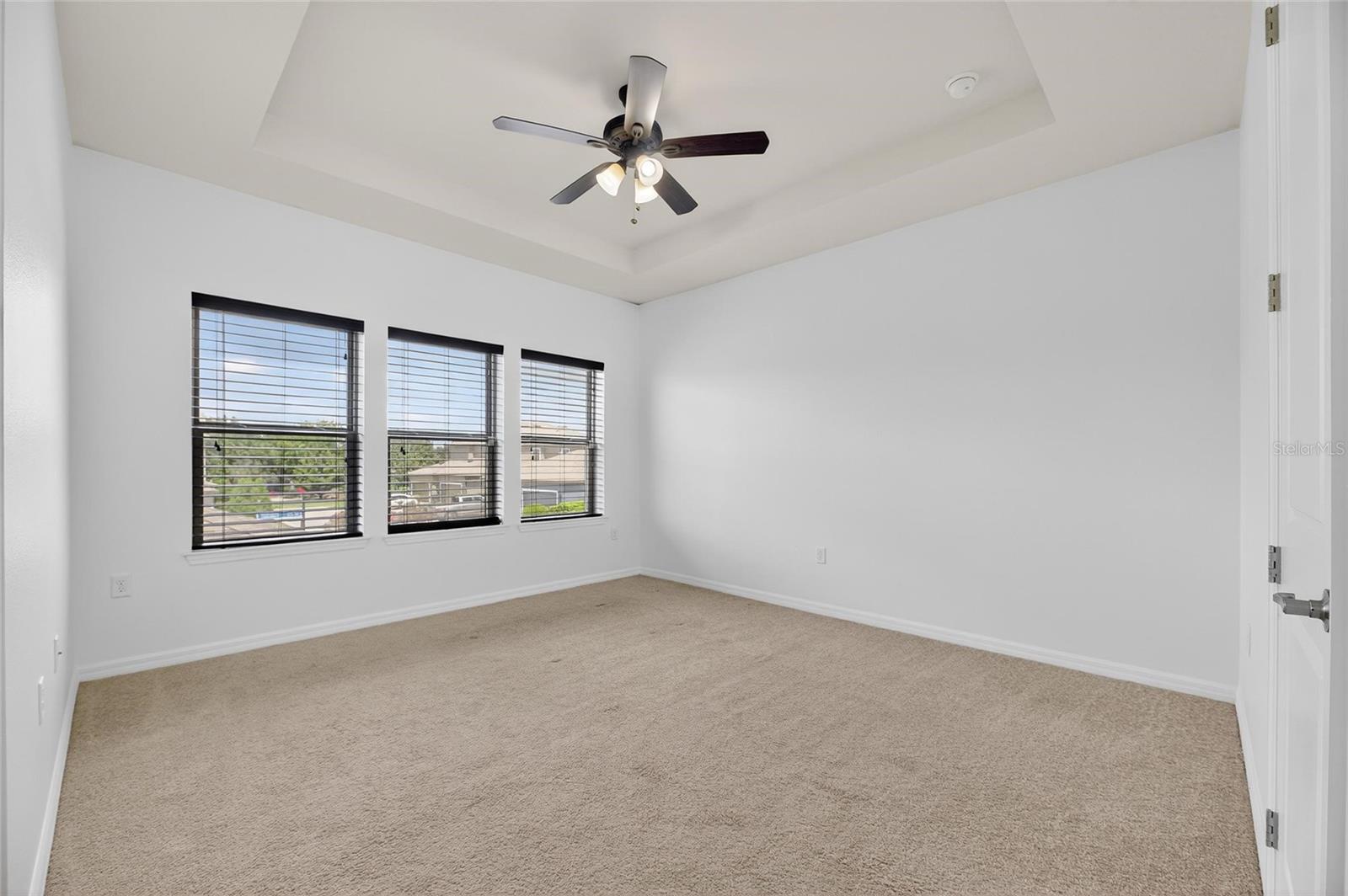 5811 CALDERA RIDGE DR, LITHIA, FL, 33547