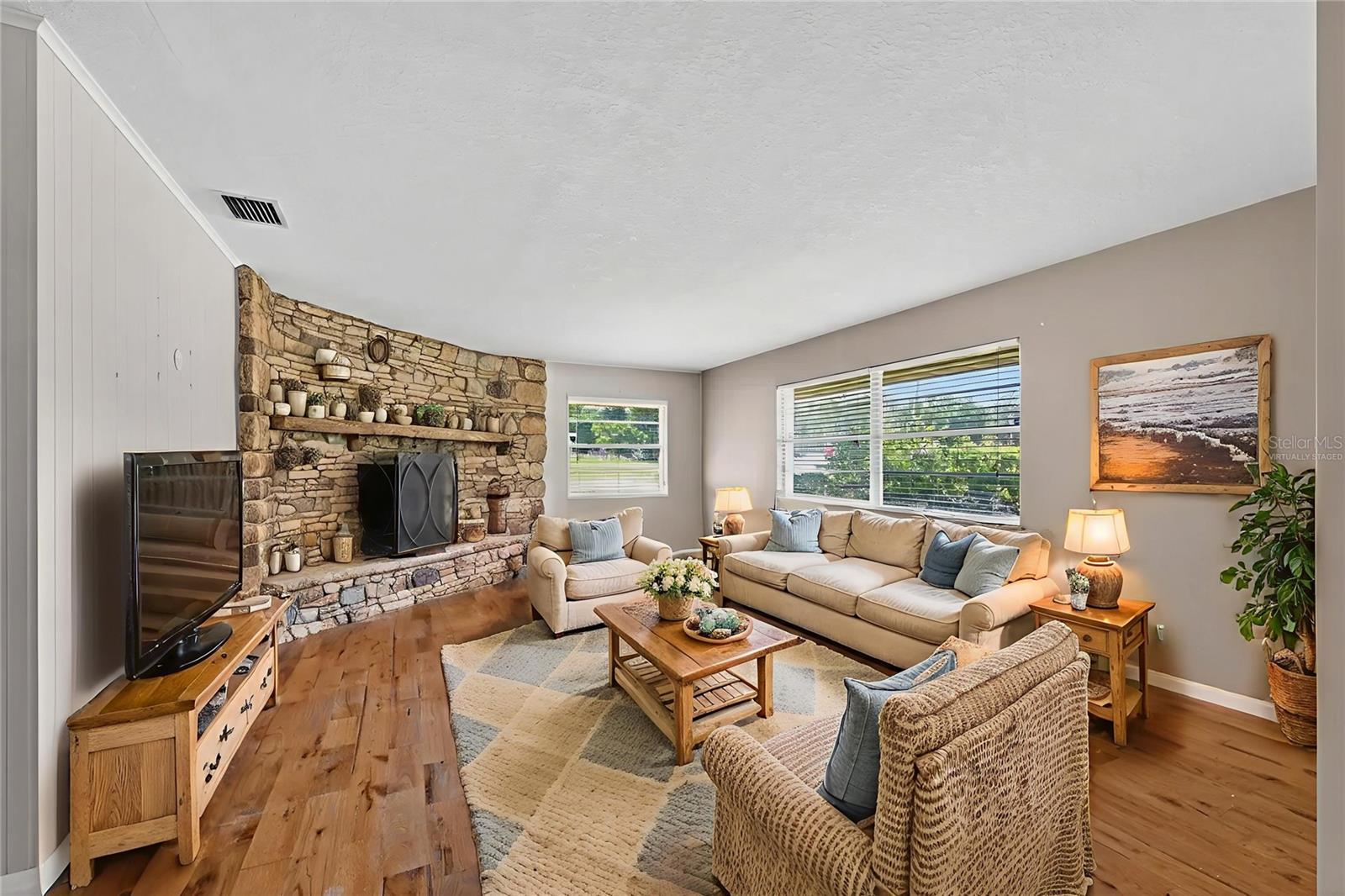 730 OAK DR, GROVELAND, FL, 34736