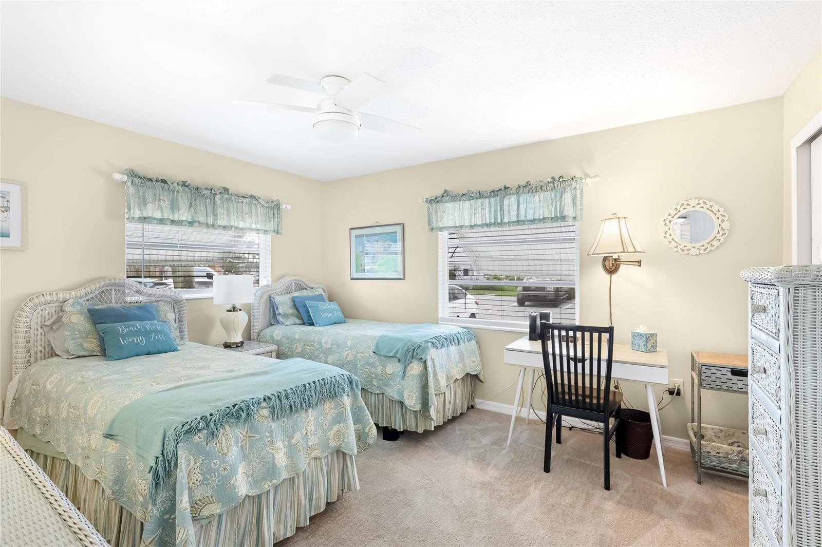 5882 CANAL DR #J-7, BRADENTON, FL, 34207