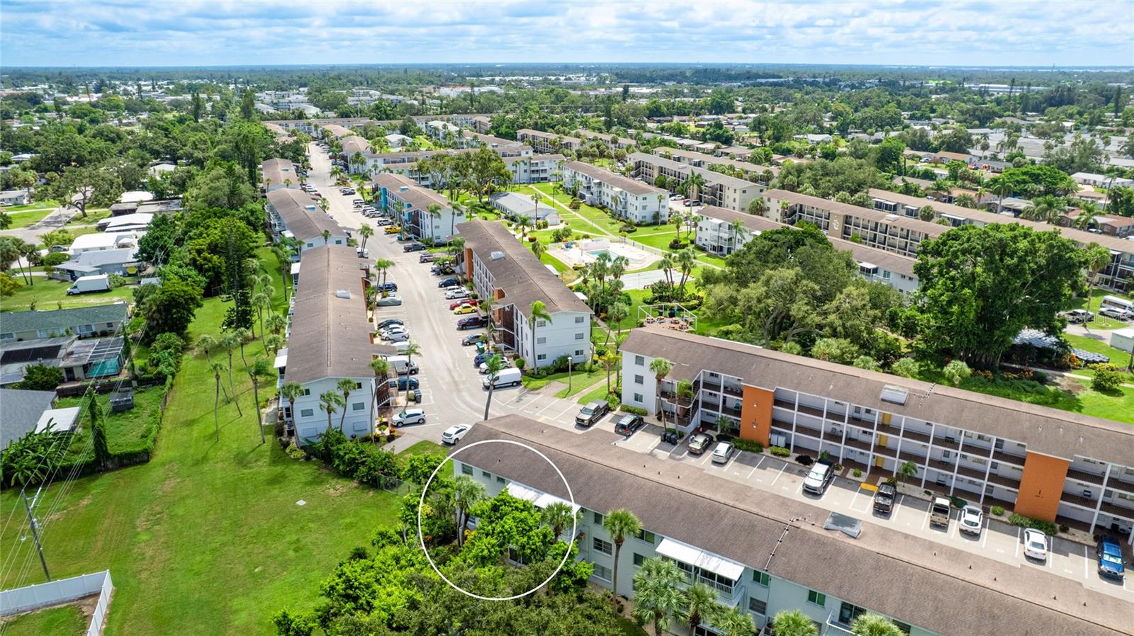 5882 CANAL DR #J-7, BRADENTON, FL, 34207