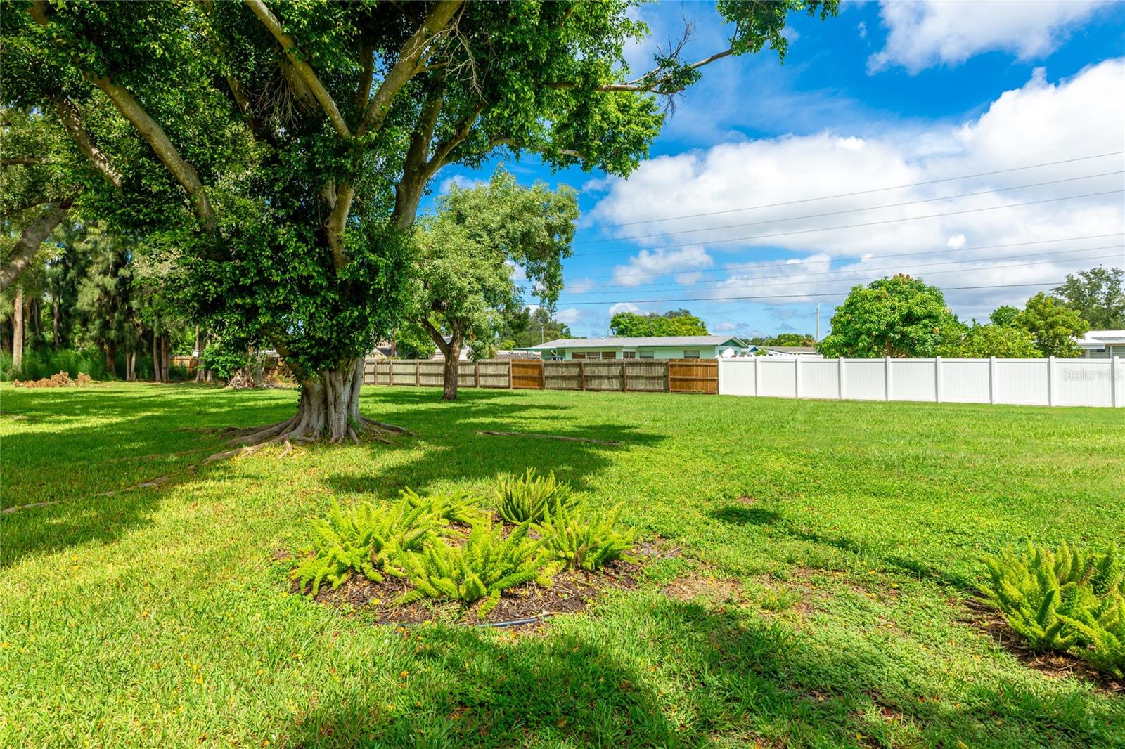 5882 CANAL DR #J-7, BRADENTON, FL, 34207