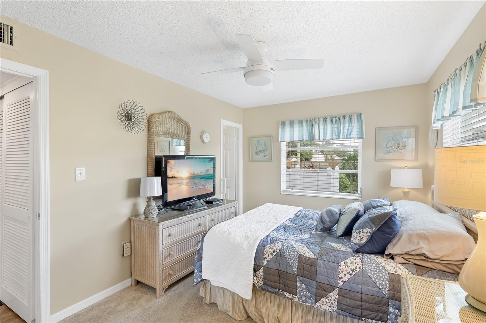 5882 CANAL DR #J-7, BRADENTON, FL, 34207