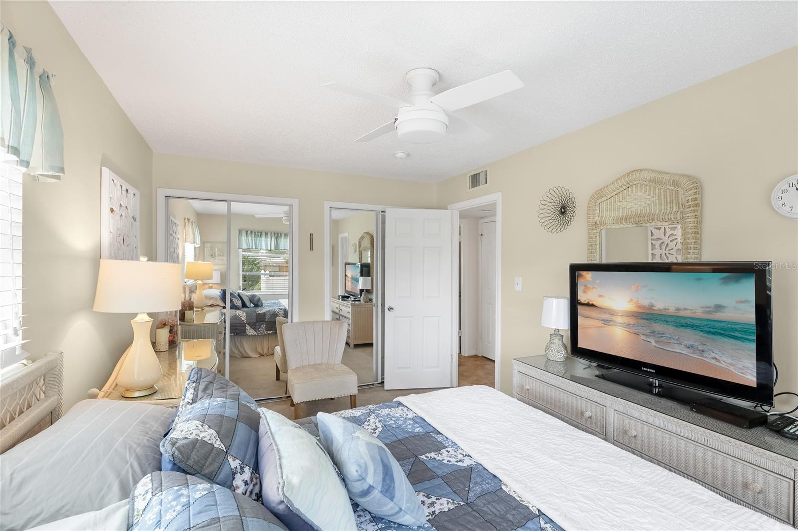 5882 CANAL DR #J-7, BRADENTON, FL, 34207