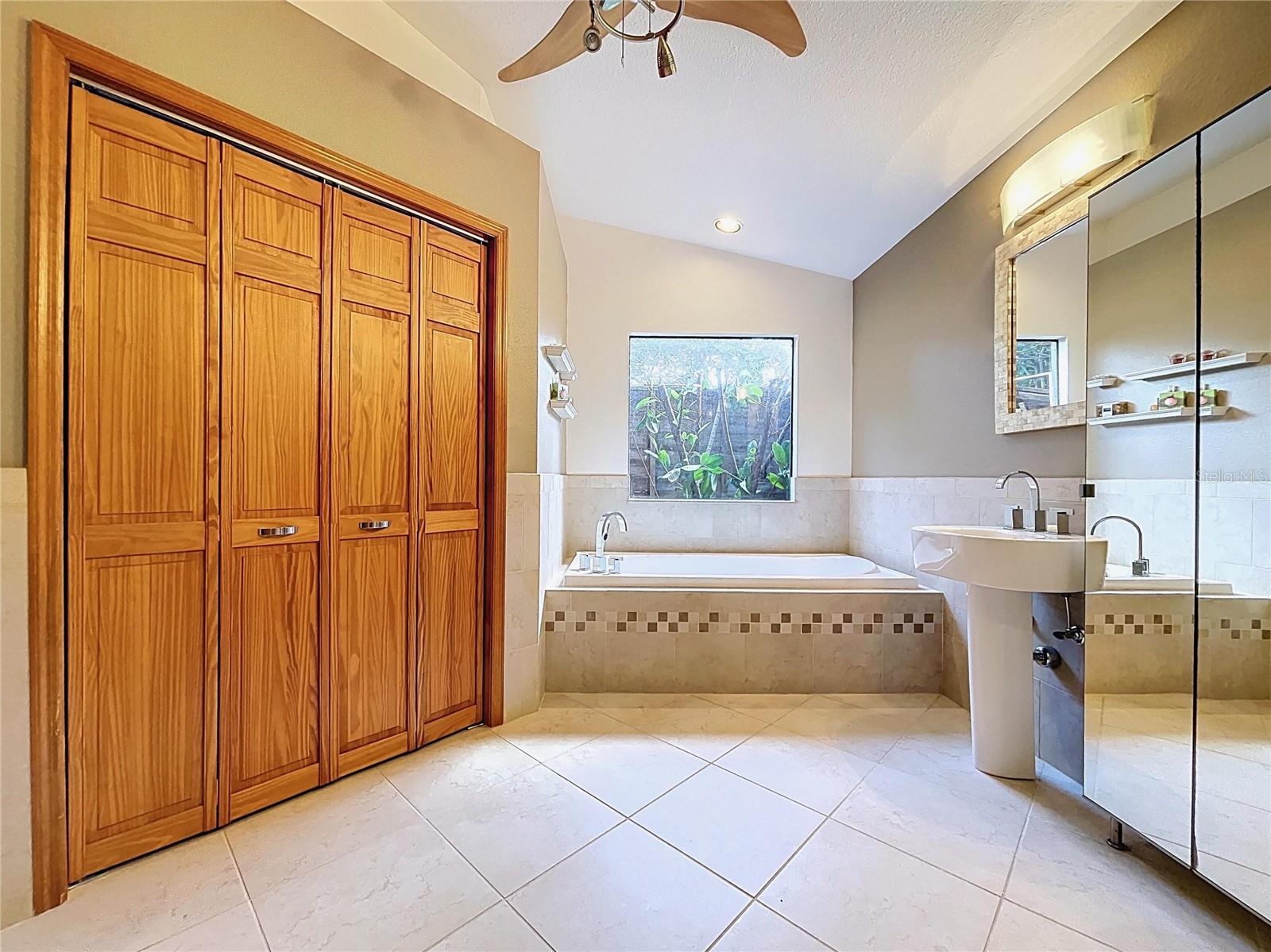 1851 GEORGIA AVE, PALM HARBOR, FL, 34683