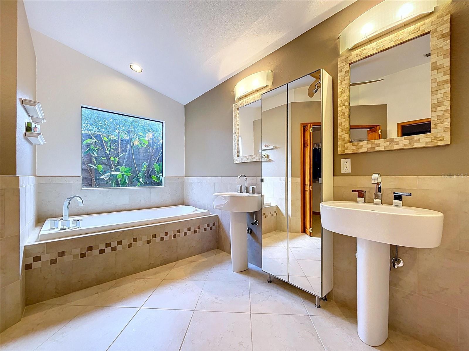 1851 GEORGIA AVE, PALM HARBOR, FL, 34683