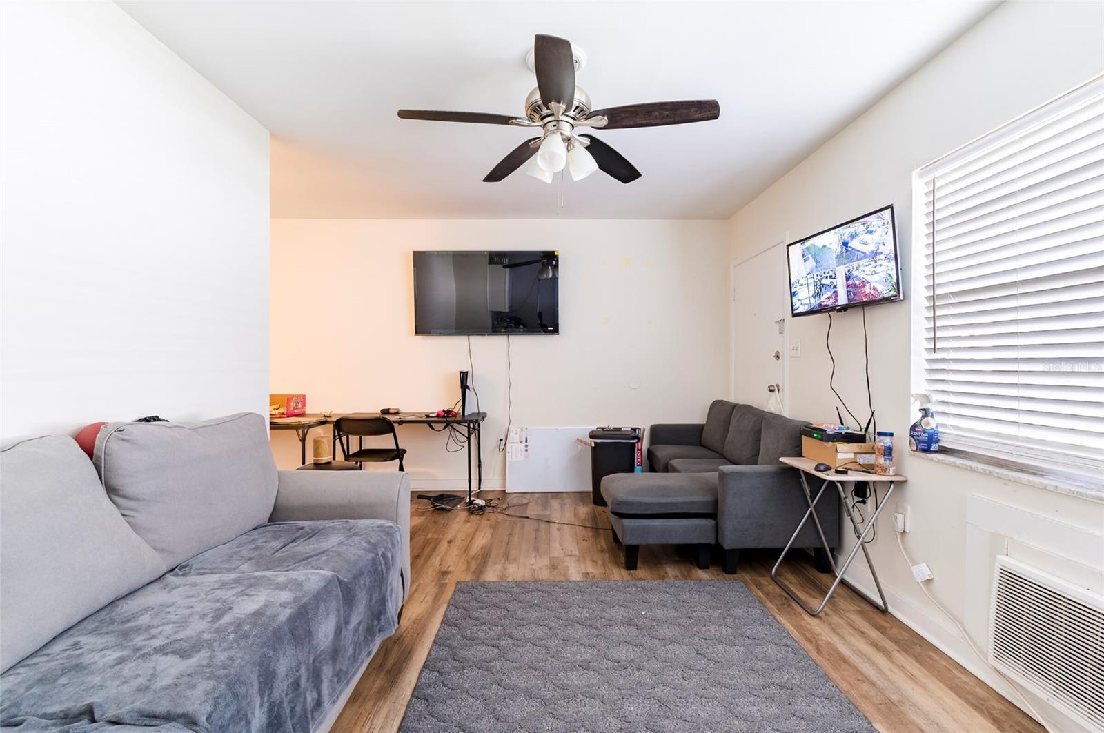 2417 E IDA ST, TAMPA, FL, 33610