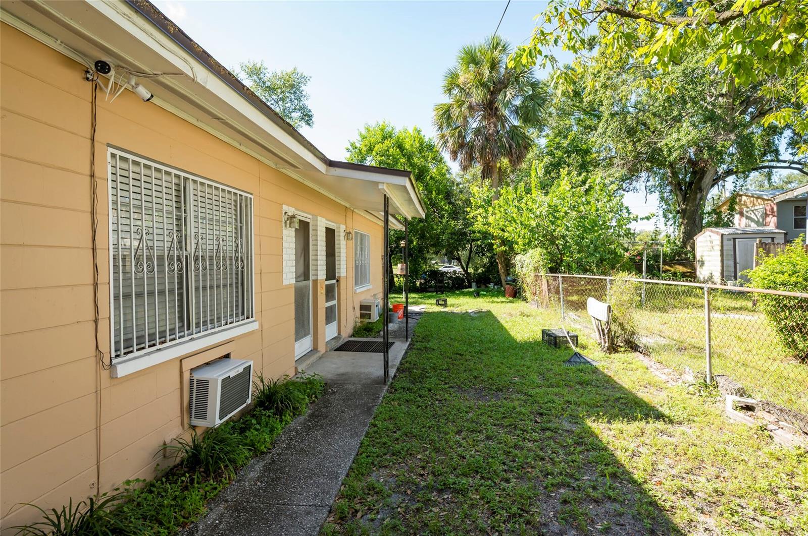 2417 E IDA ST, TAMPA, FL, 33610