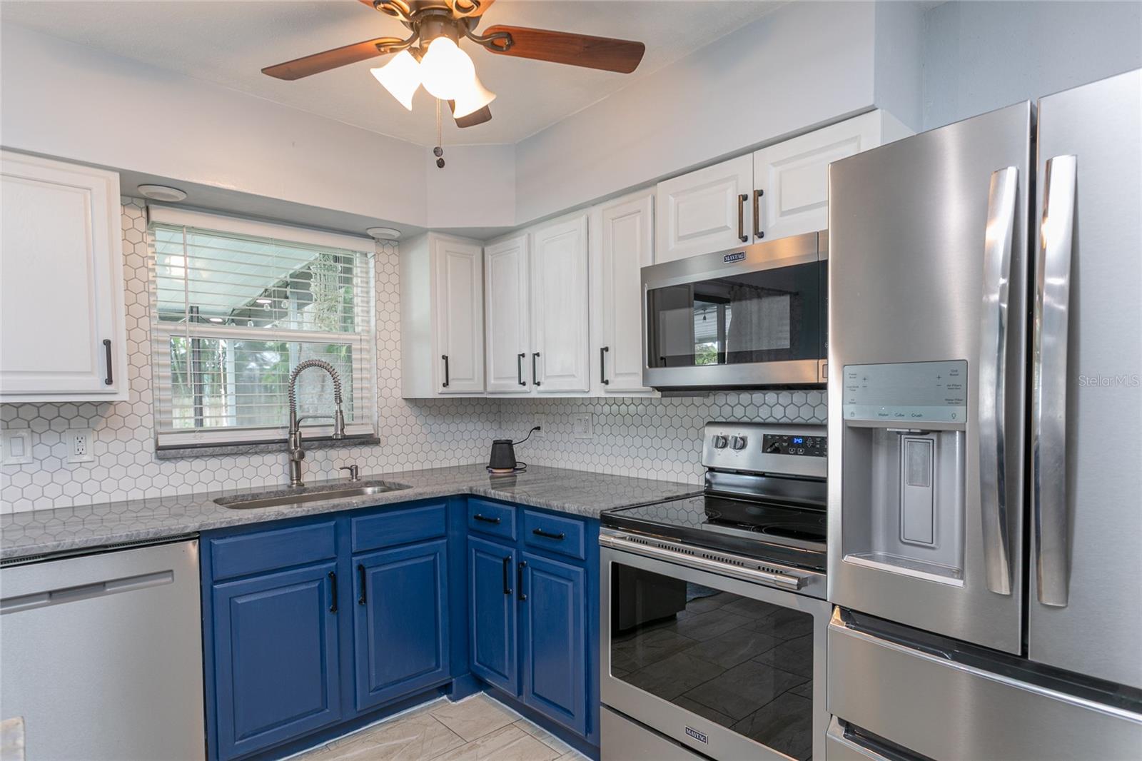 10474 KUMQUAT LN, SEMINOLE, FL, 33772