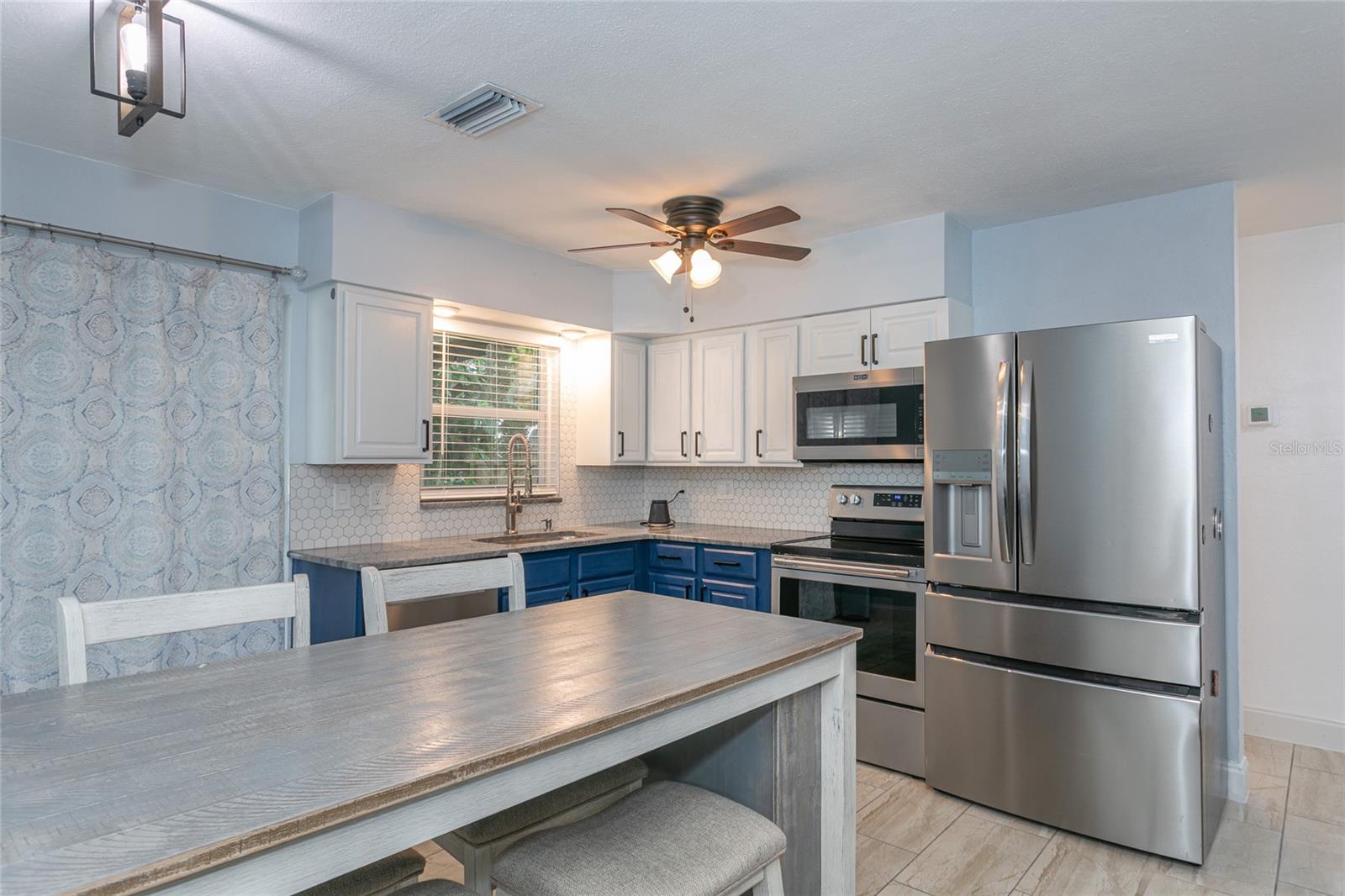 10474 KUMQUAT LN, SEMINOLE, FL, 33772