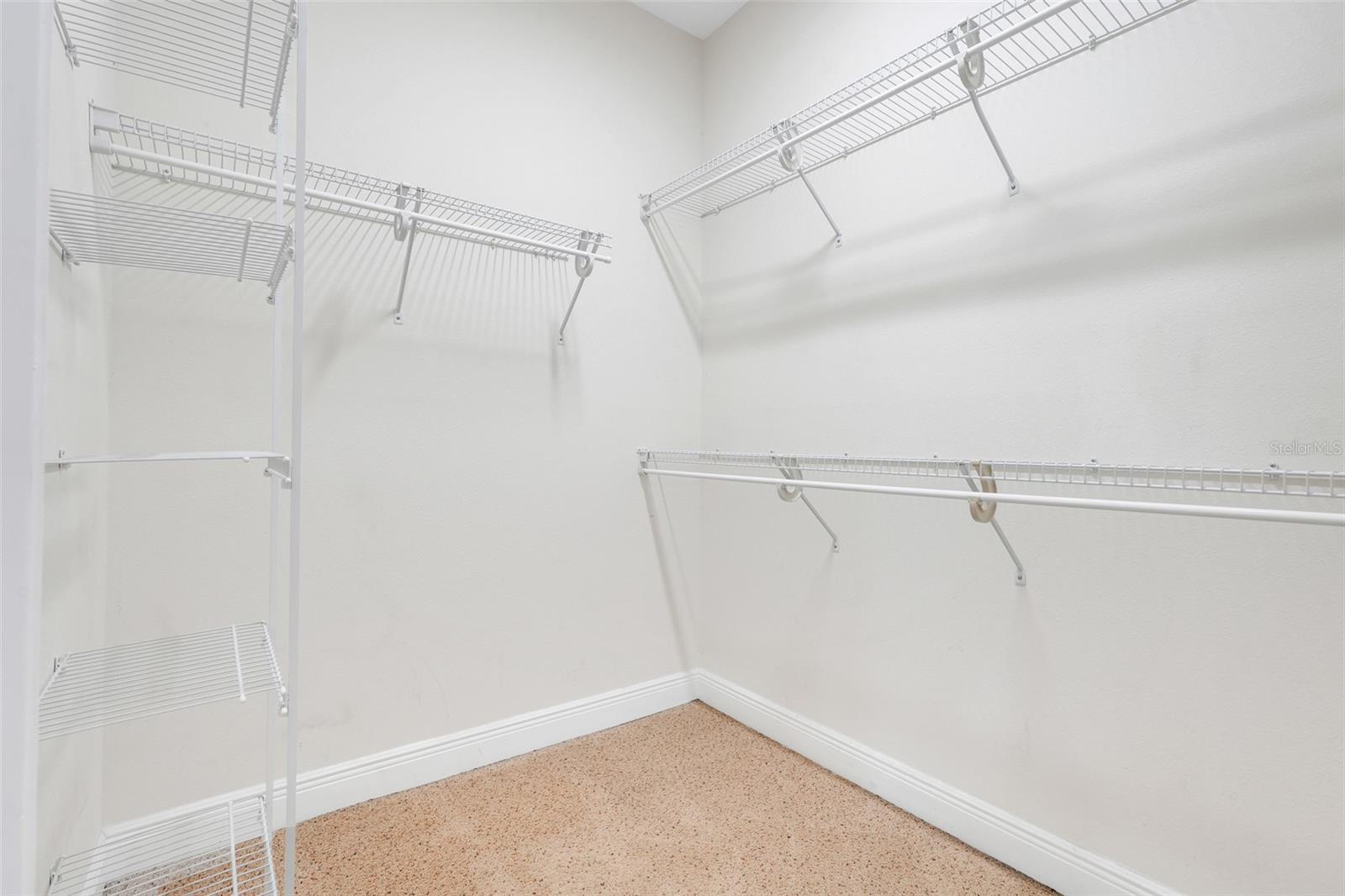 7842 HOLIDAY ISLE DR #102, BELLE ISLE, FL, 32812