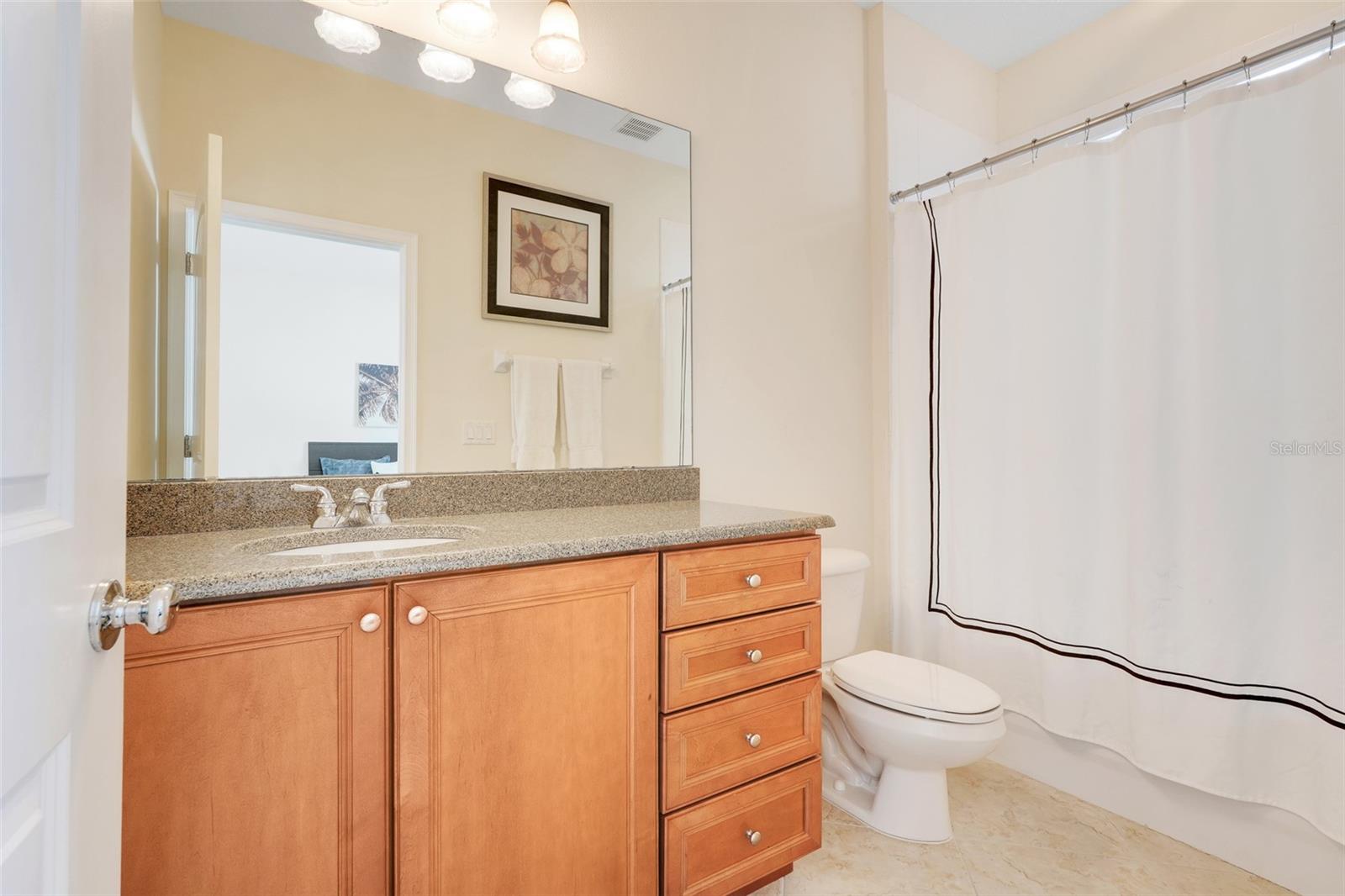 7842 HOLIDAY ISLE DR #102, BELLE ISLE, FL, 32812