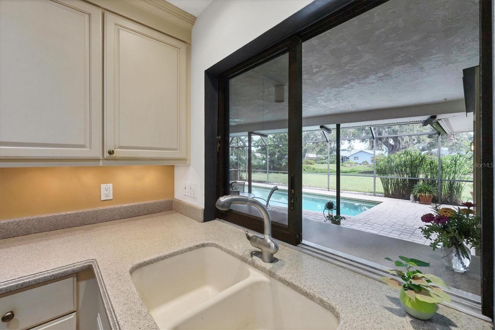 A4663887 Property Photo