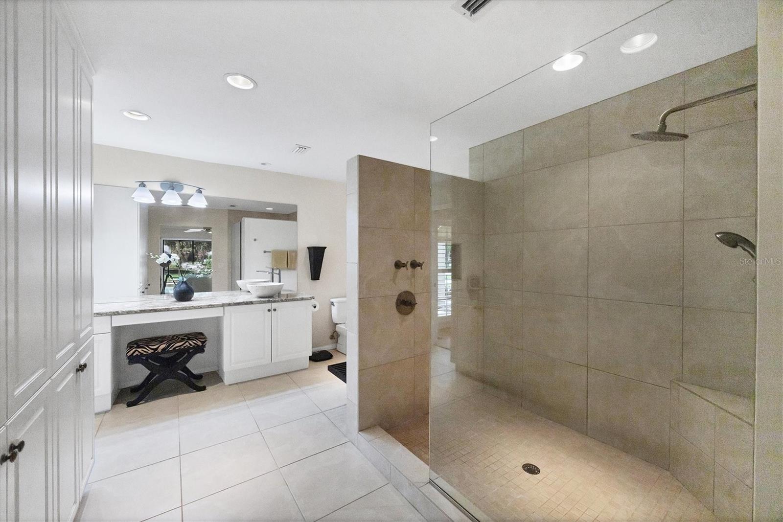 A4663887 Property Photo