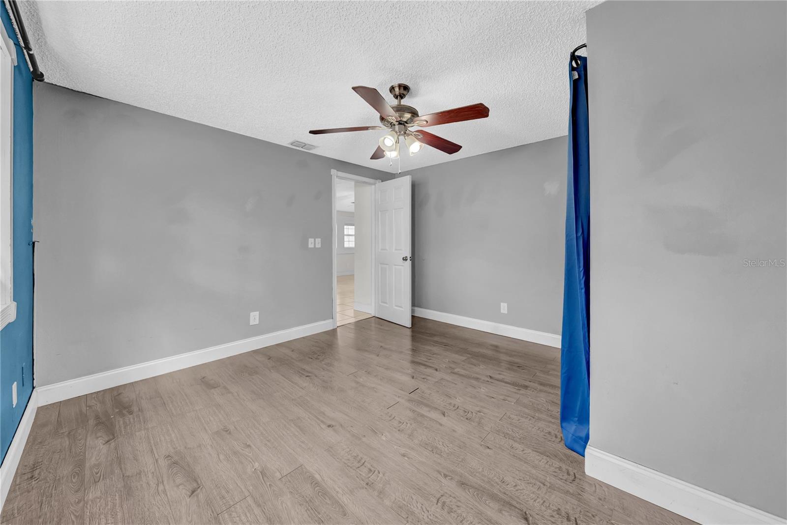 1352 FOXWOOD DR, LUTZ, FL, 33549