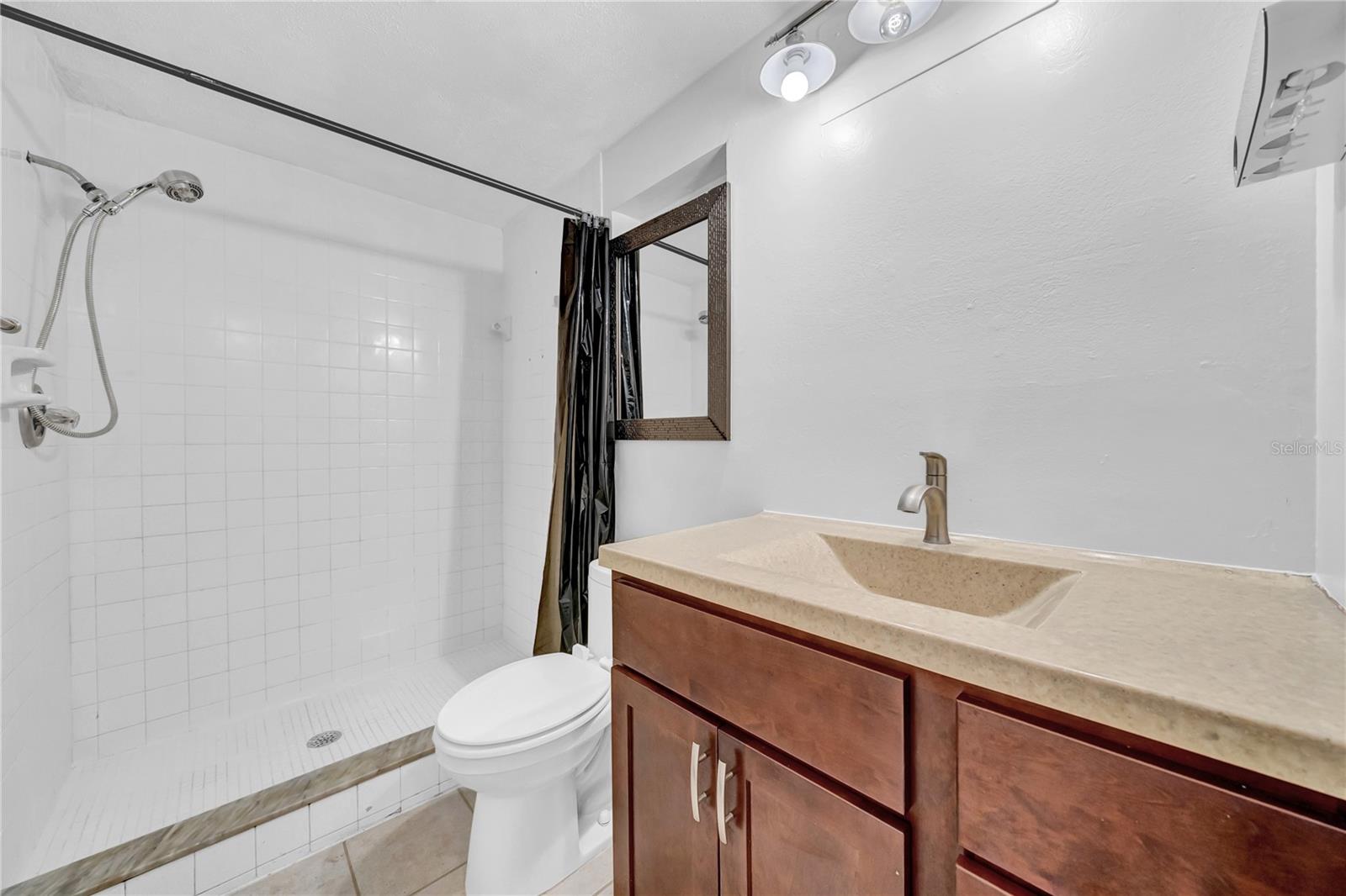 1352 FOXWOOD DR, LUTZ, FL, 33549