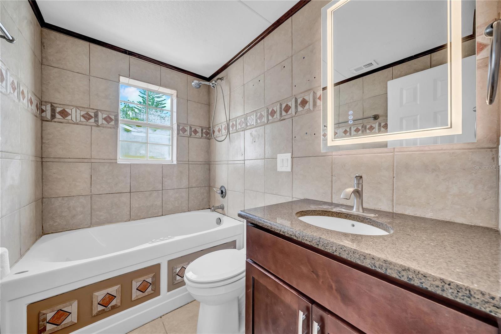 1352 FOXWOOD DR, LUTZ, FL, 33549