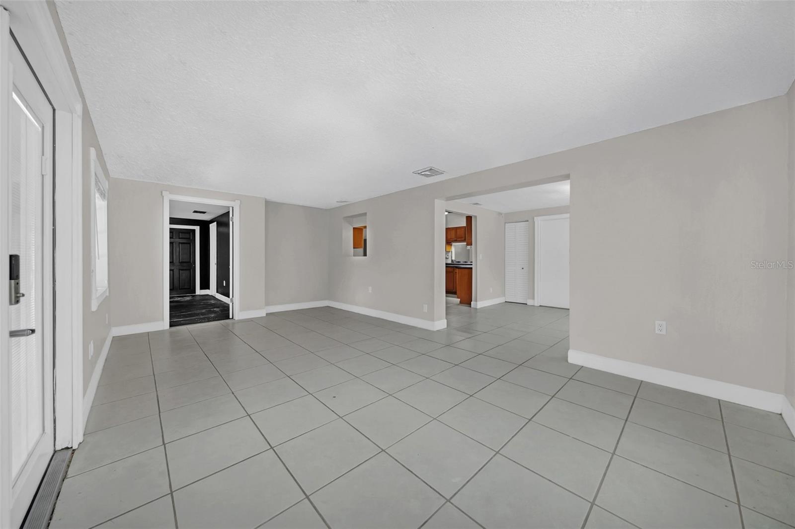 1352 FOXWOOD DR, LUTZ, FL, 33549