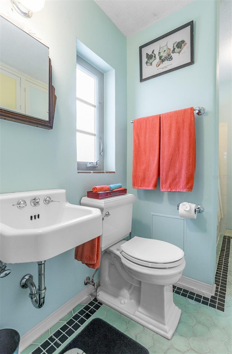 3649 FOSTER HILL DR N, ST PETERSBURG, FL, 33704