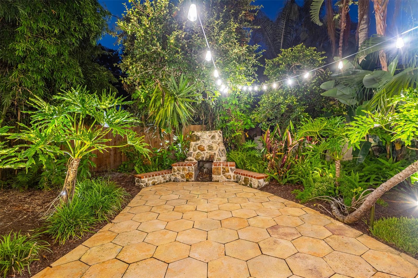 3649 FOSTER HILL DR N, ST PETERSBURG, FL, 33704