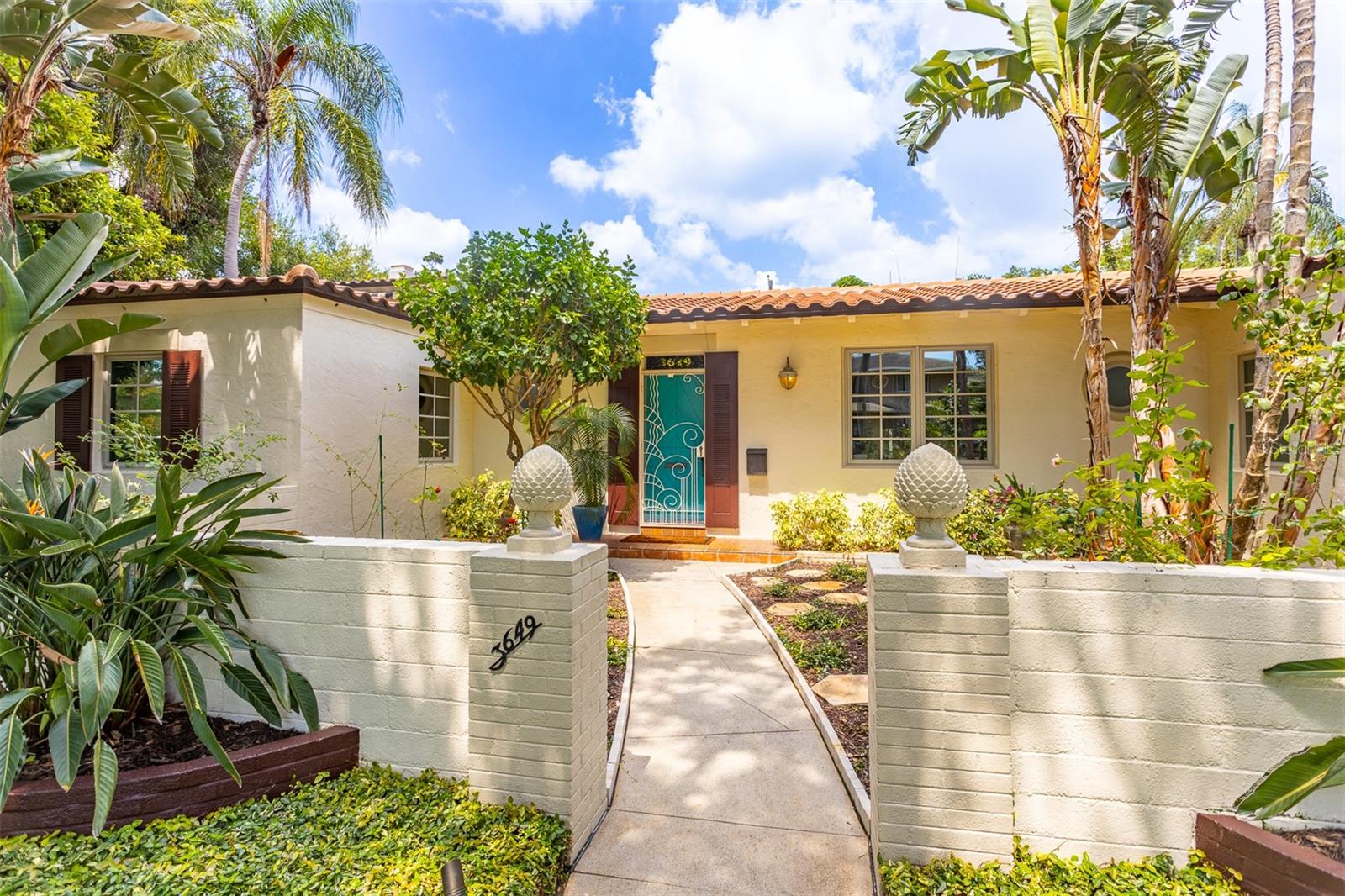 3649 FOSTER HILL DR N, ST PETERSBURG, FL, 33704