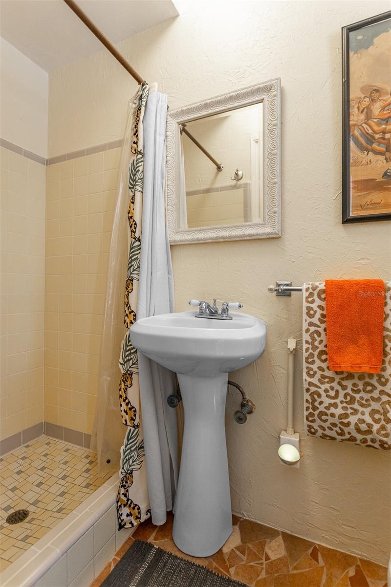 3649 FOSTER HILL DR N, ST PETERSBURG, FL, 33704