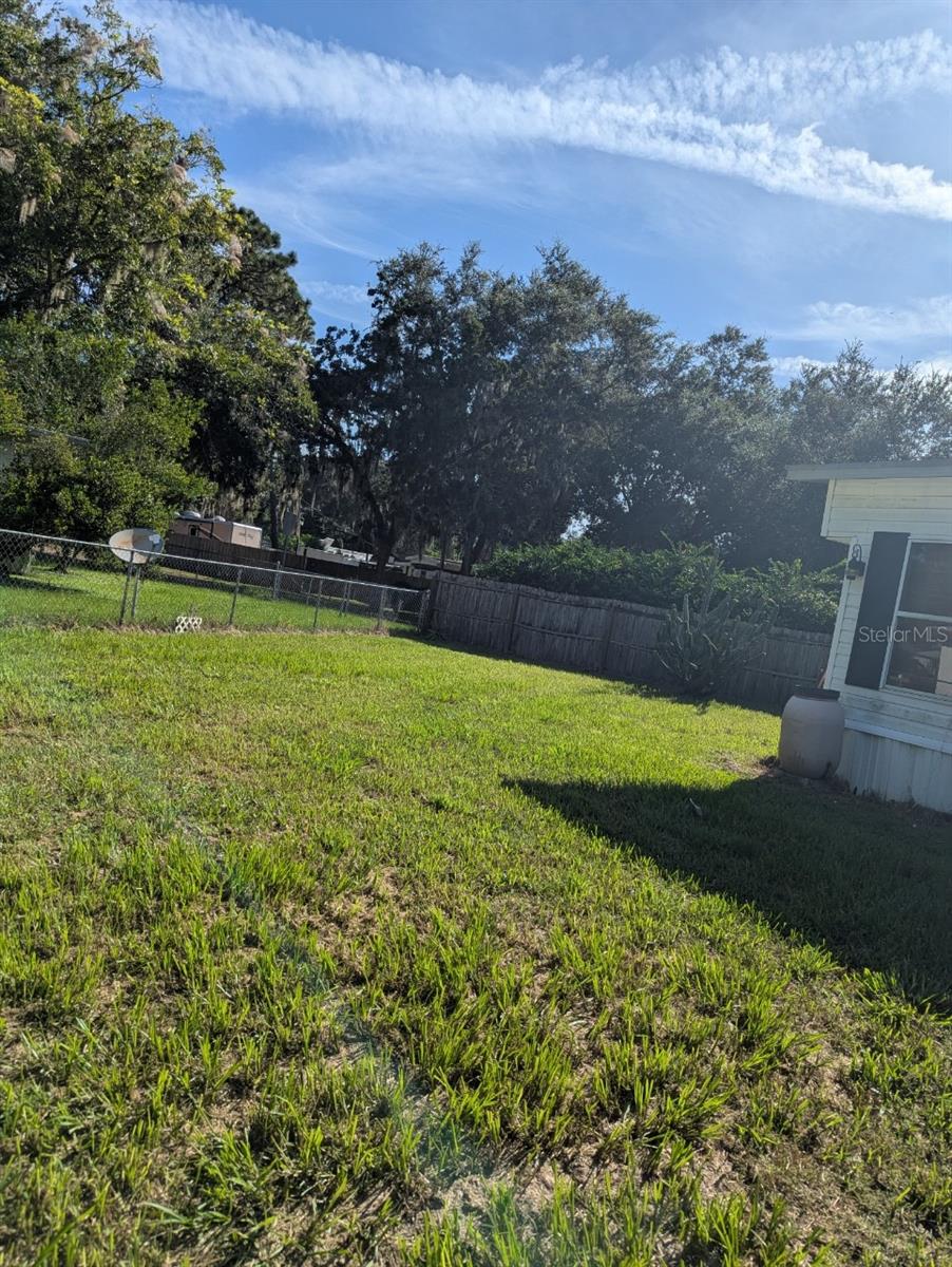 TB8423683 Property Photo