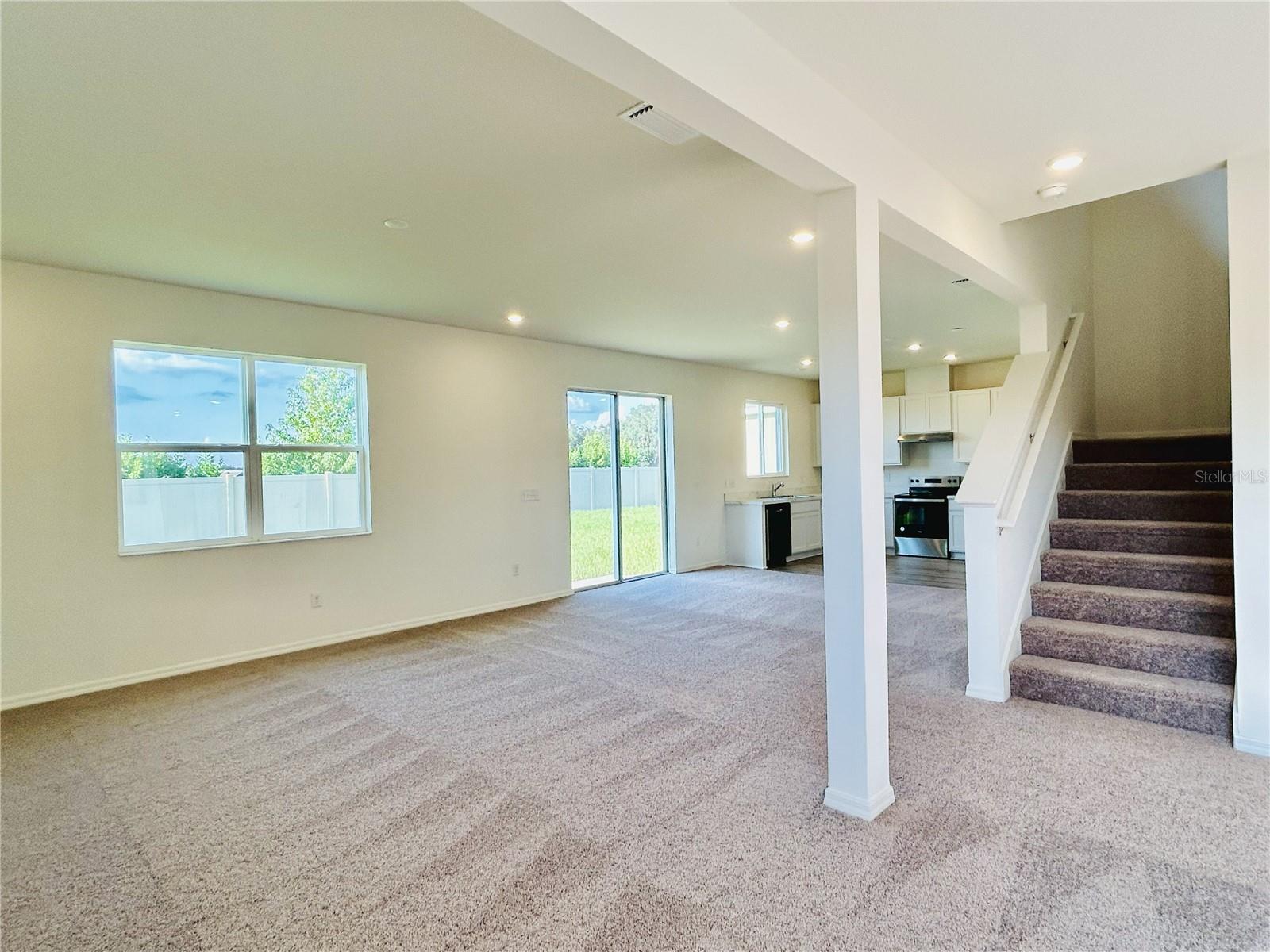 37531 WILLIAMETTE WAY, ZEPHYRHILLS, FL, 33540