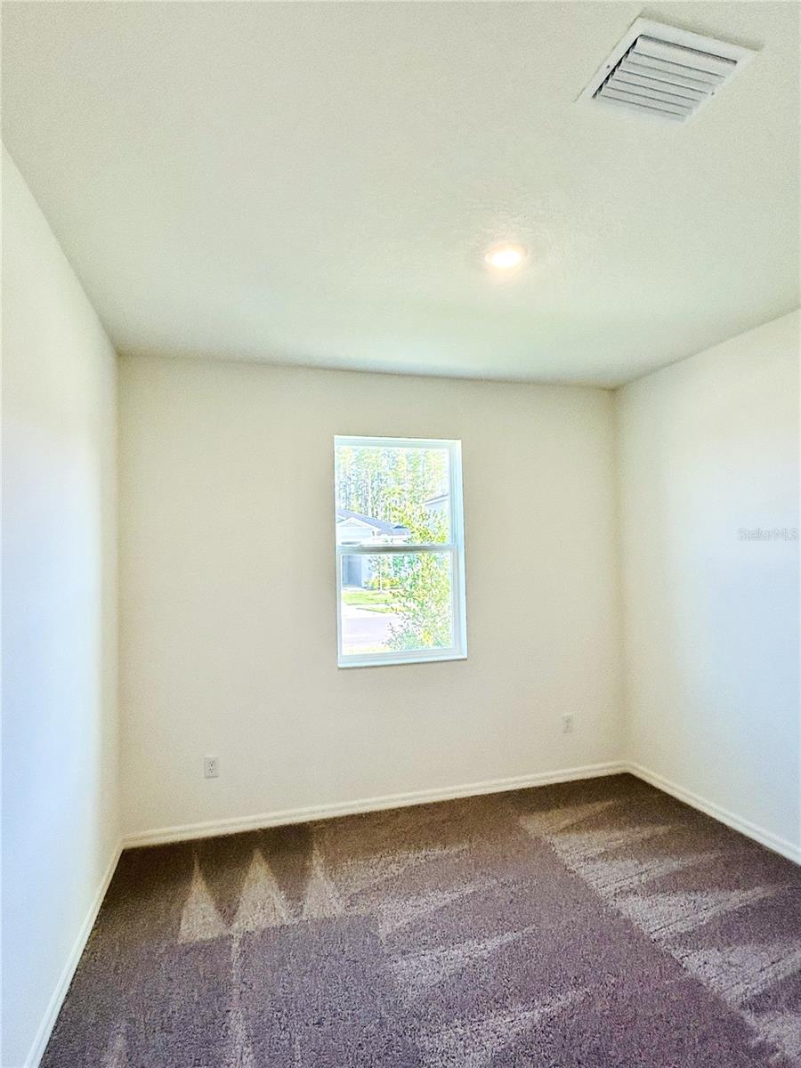 37531 WILLIAMETTE WAY, ZEPHYRHILLS, FL, 33540