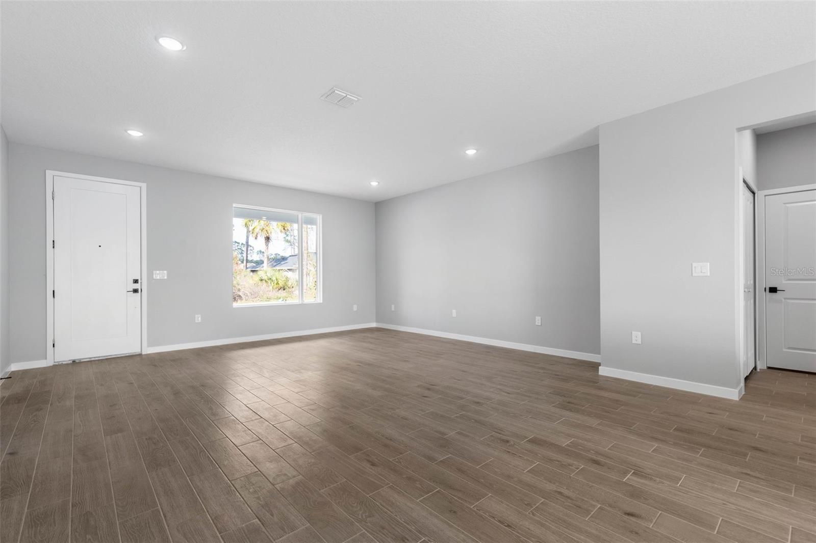 21 WEYMOUTH LN, PALM COAST, FL, 32164