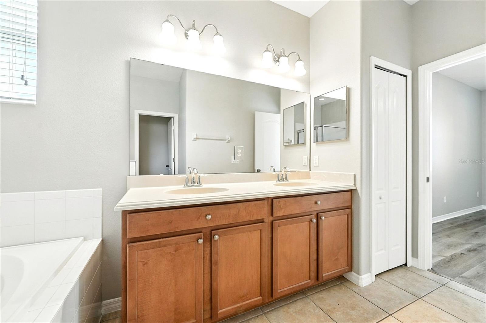 2818 YOUNGFORD ST, ORLANDO, FL, 32824